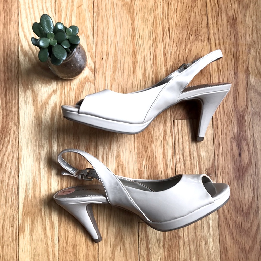 Beige shoes
